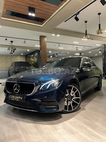 Mercedes E 300-1