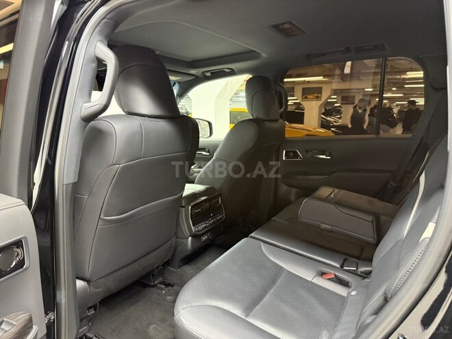 Toyota Land Cruiser-17