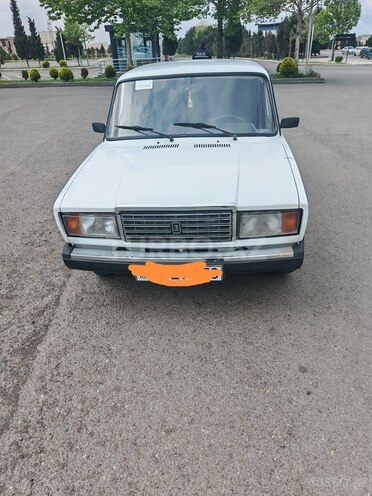 LADA (VAZ) 2107-1