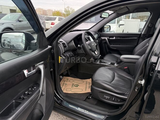 Kia Sorento-10