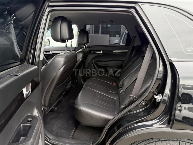 Kia Sorento-14