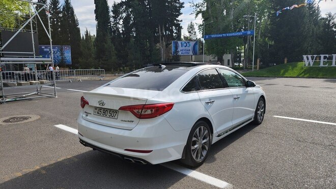 Hyundai Sonata-7