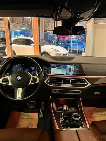 BMW X5-8