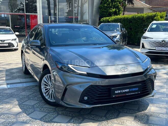 Toyota Camry-3