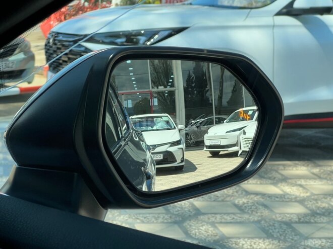 Toyota Camry-20