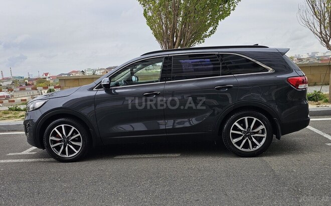 Kia Sorento-9