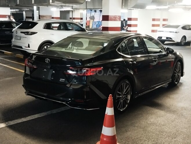 Toyota Camry-3