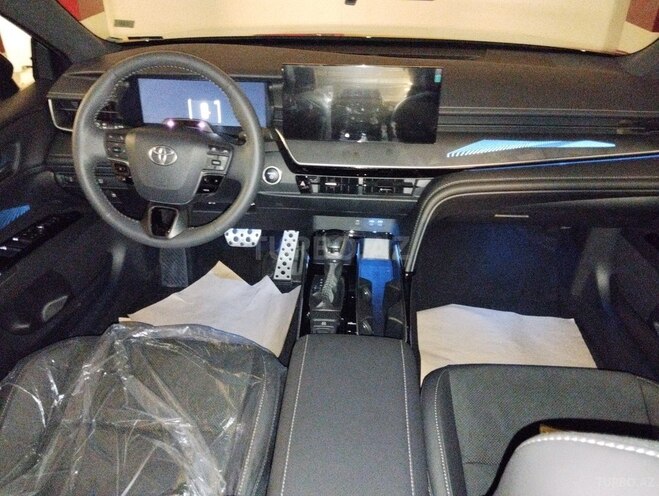 Toyota Camry-6