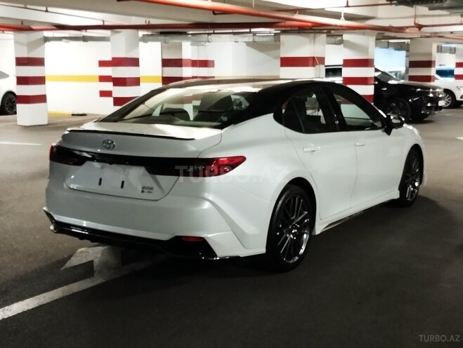 Toyota Camry-4