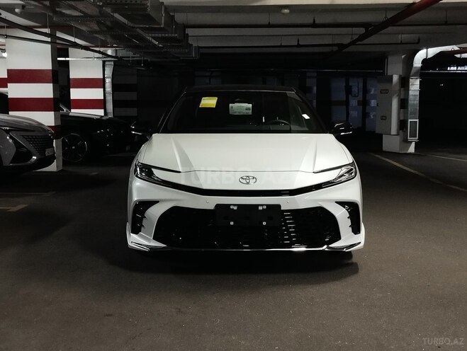 Toyota Camry-3