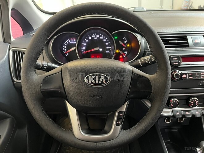 Kia Pride-3