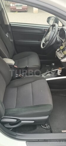 Toyota Corolla Fielder-5