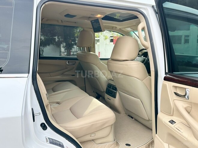 Lexus LX 570-9