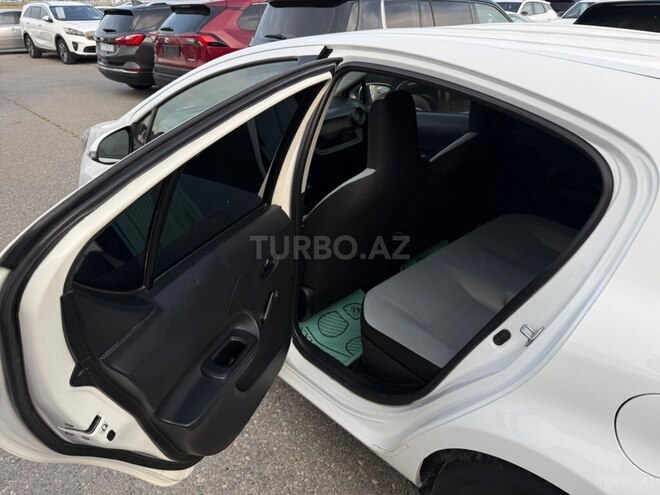 Toyota Aqua 2017, 145,000 km - 1.5 l - Bakı