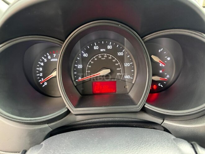 Kia Rio-6