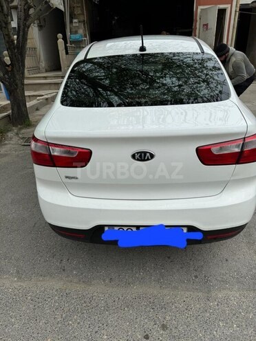 Kia Rio-3