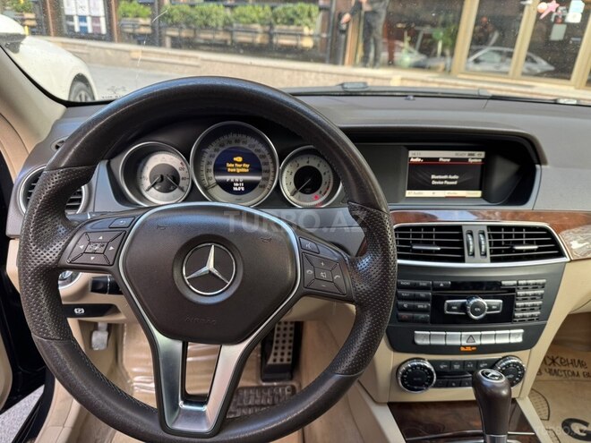 Mercedes C 250-12