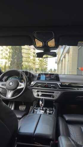BMW 740-20