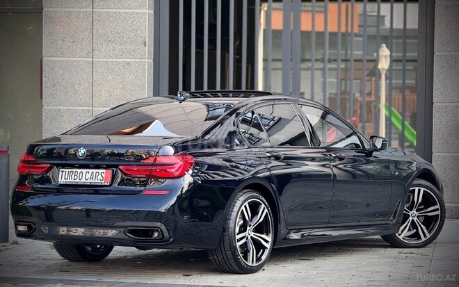BMW 740-7