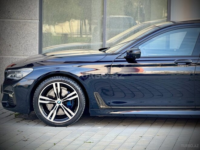 BMW 740-11