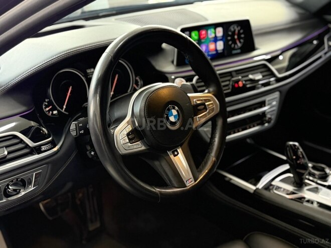 BMW 740-24
