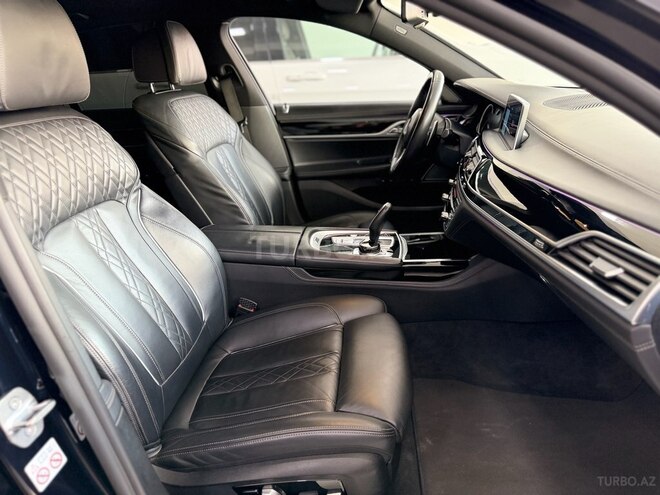 BMW 740-31