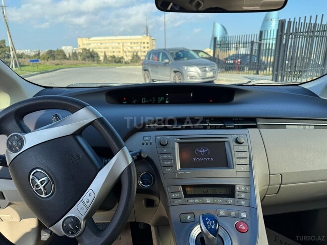 Toyota Prius 2014, 200,363 km - 1.8 l - Bakı
