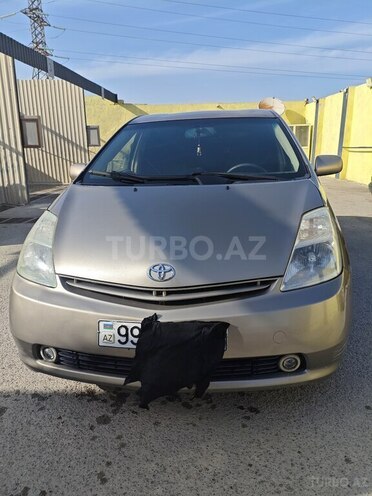 Toyota Prius-3