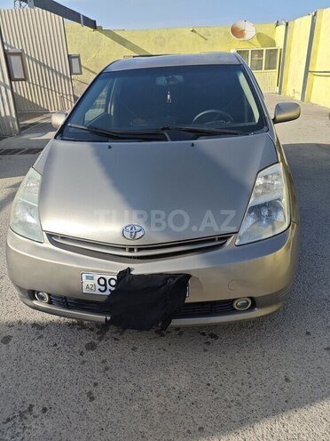 Toyota Prius-1