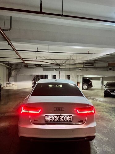 Audi A6-2