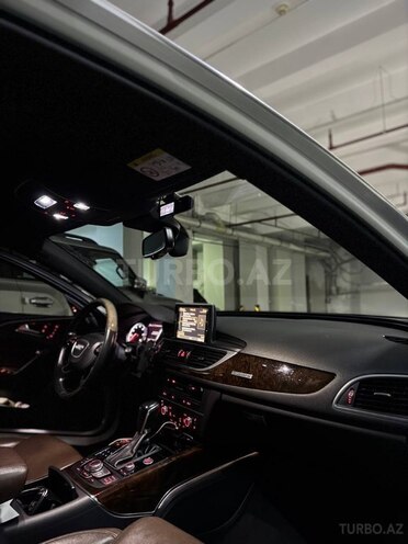 Audi A6-5