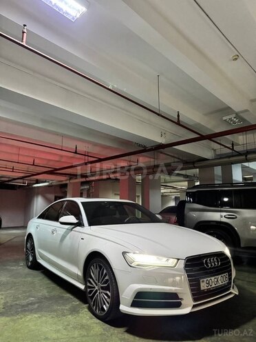 Audi A6-4