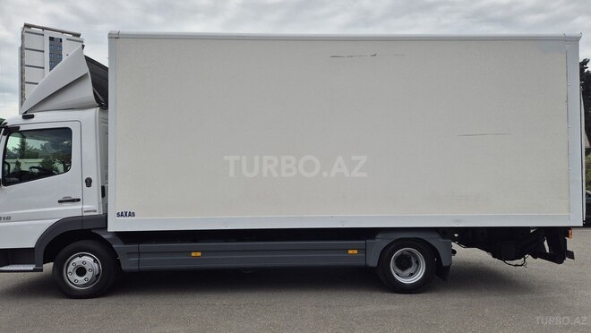 Mercedes Atego 818-9