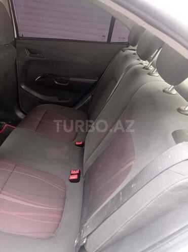 Chevrolet Aveo-6