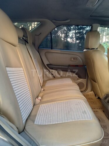 Lexus RX 300-14