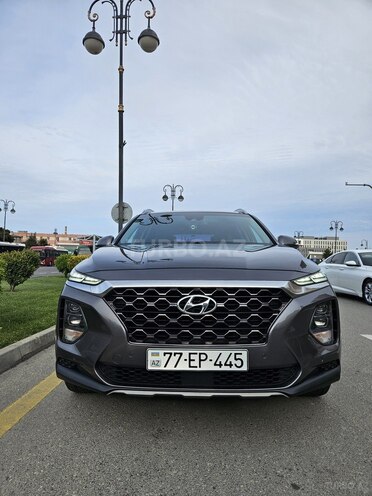 Hyundai Santa Fe-1