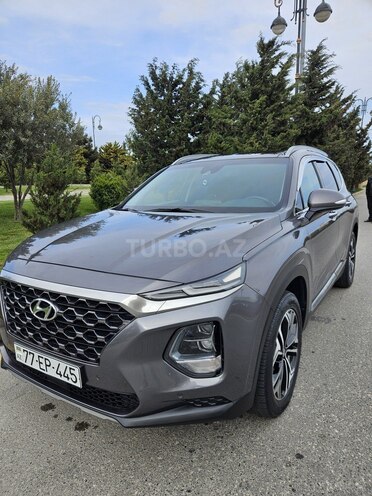Hyundai Santa Fe-15