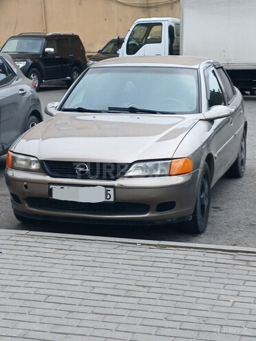 Opel Vectra-3