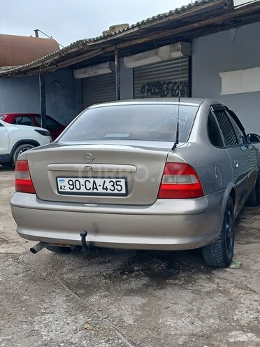 Opel Vectra-5