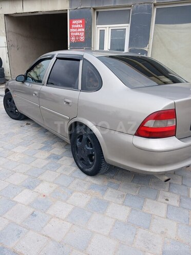 Opel Vectra-7
