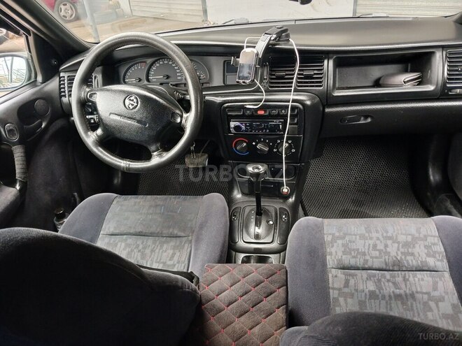 Opel Vectra-16