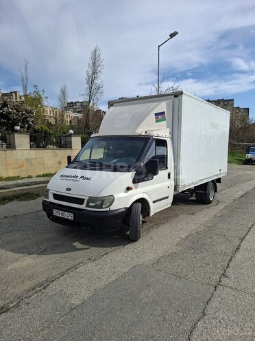 Ford Transit-3