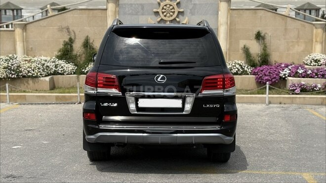 Lexus LX 570-8