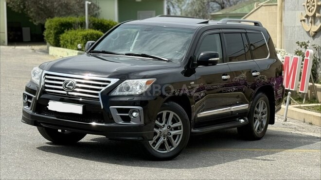 Lexus LX 570-1