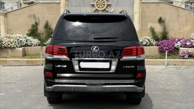 Lexus LX 570-11