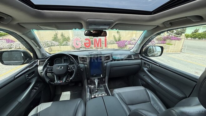 Lexus LX 570-17
