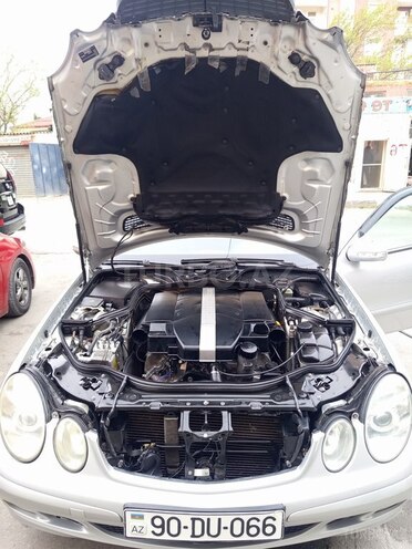Mercedes E 240-15