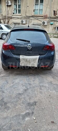 Opel Astra 2011, 212,000 km - 1.3 l - Bakı