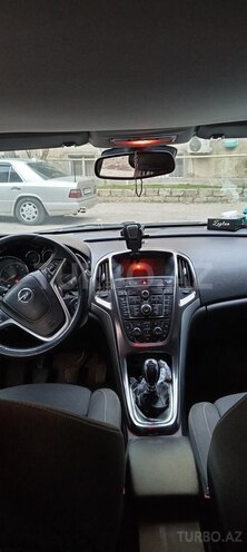 Opel Astra 2011, 212,000 km - 1.3 l - Bakı