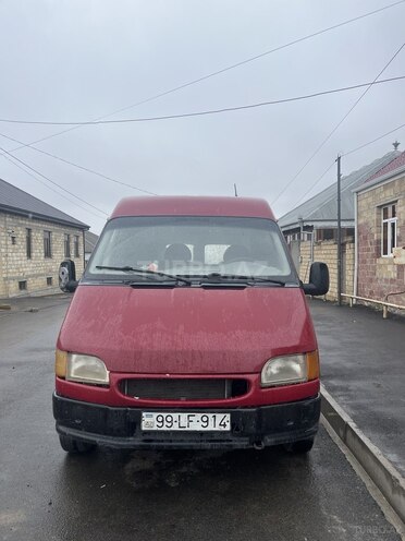 Ford Transit-1